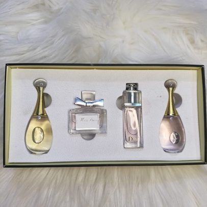 Dior Mini Purfume Set 4 IN 1 Accessories, Bath & Body, Bath & Body Products, Beauty Deals, Feminine Hygiene